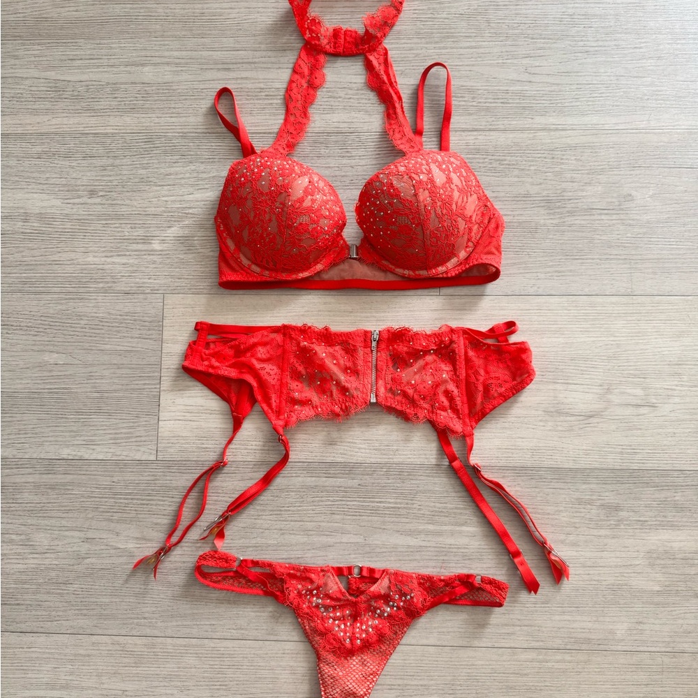 Victoria Secret Elegant Pink Lace Lingerie Set